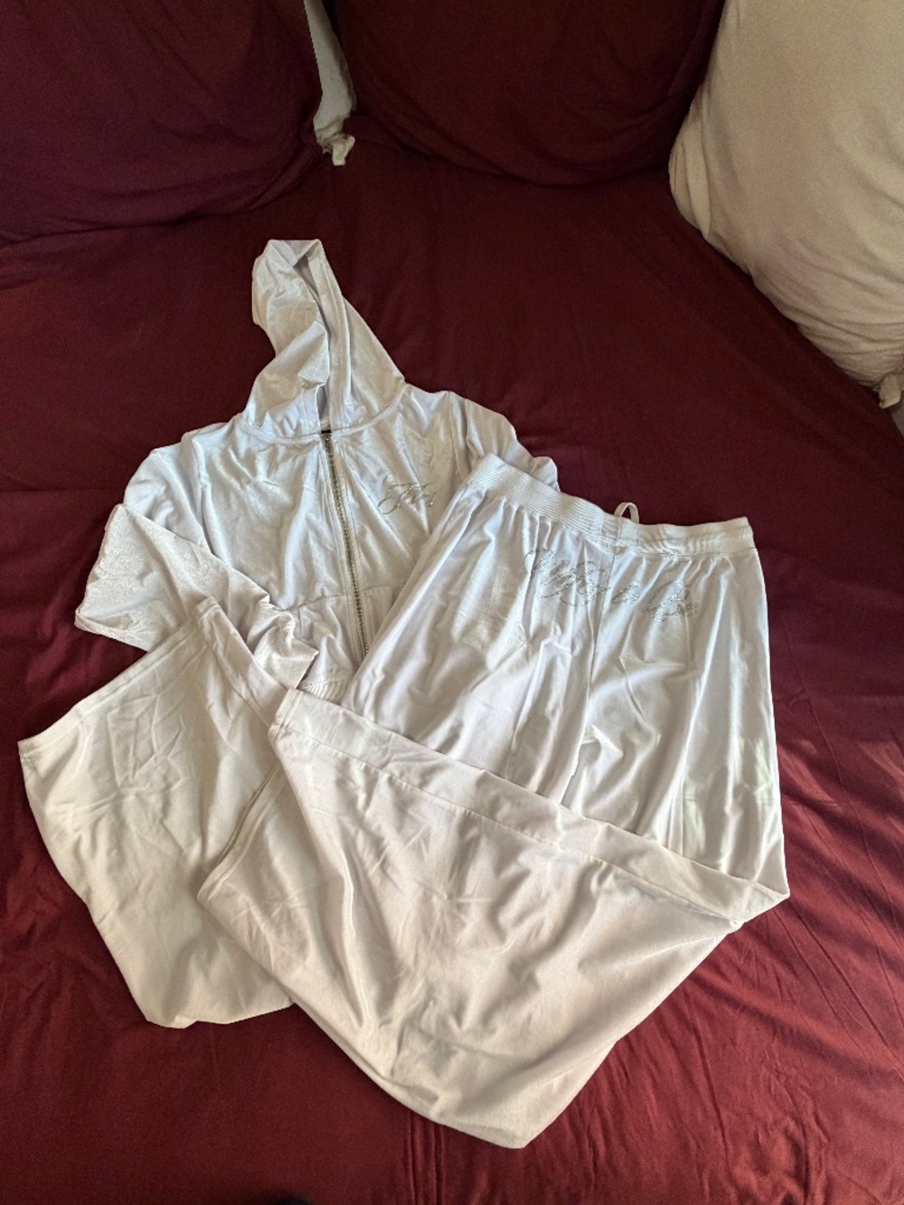 White Fox Boutique Bride "Wifey To Be" Velour Track Suit